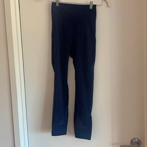 Lululemon Size 6 Blue Leggings